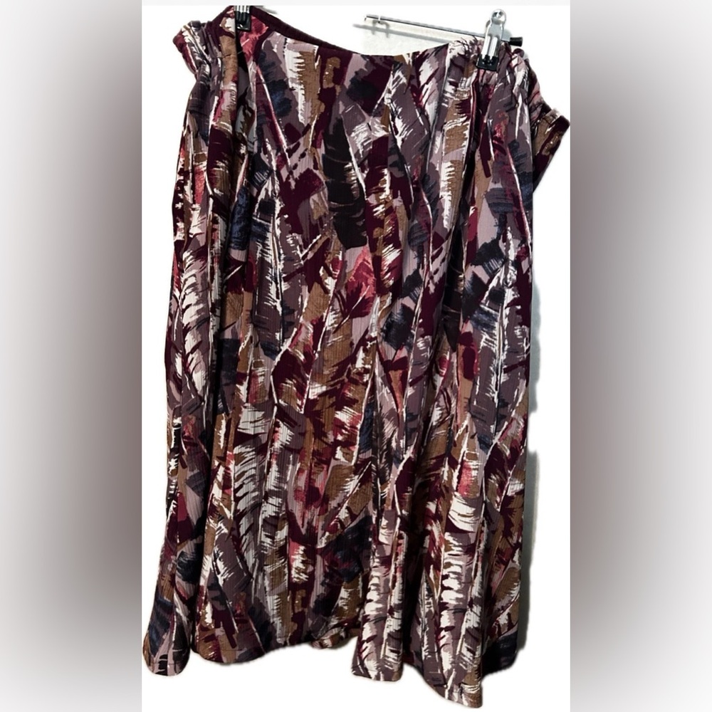 18W Judith Hart Maxi Skirt Brown and Red abstract